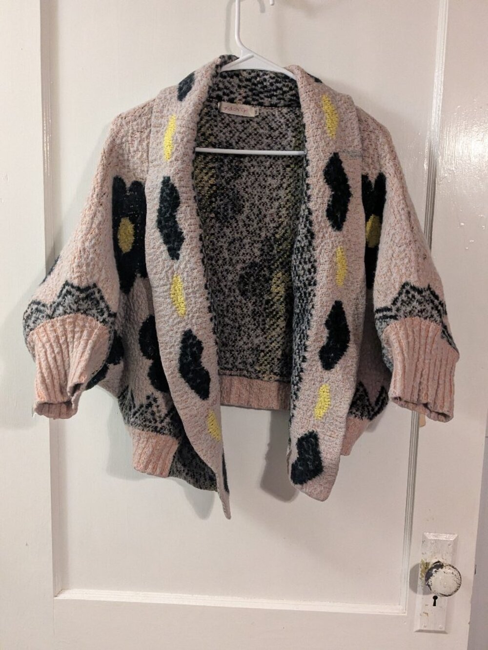 Boutique brand Fancy daisy print cardigan